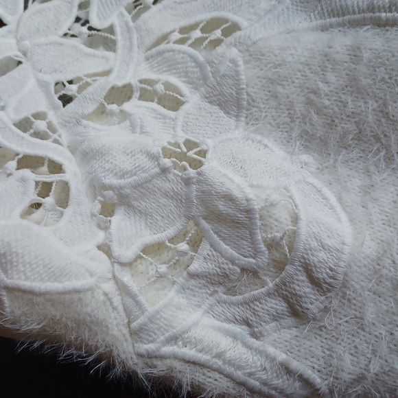 Sweater - Picture 11 of 16